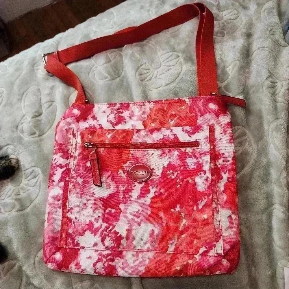 COACH GETAWAY Floral FILE BAG CROSSBODY SHOULDER PURSE TRAVEL F31963
